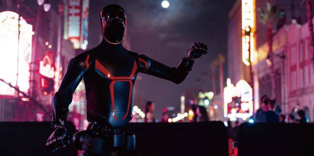 特斯拉人形機器人量產計劃生變 上海工廠銷量環比增長成業績支柱:商貿