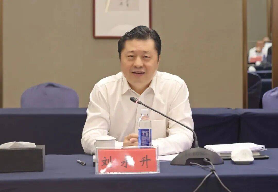 省國資委黨委書記、主任劉永升到茅臺集團調研:商貿