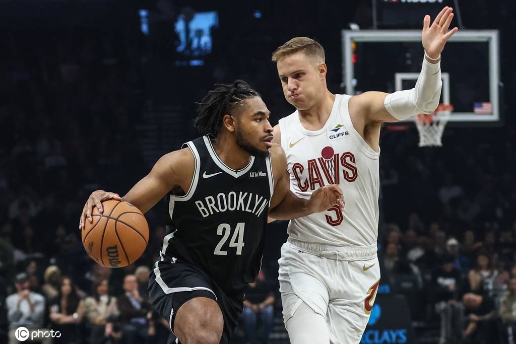 米切爾35+2+5托馬斯33分 小波特31+8騎士勝籃網:商貿