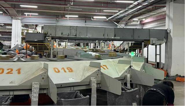 不再“忙個寂寞”！“反內卷”疊加雙十一 快遞公司加速走出“以價換量”:商貿