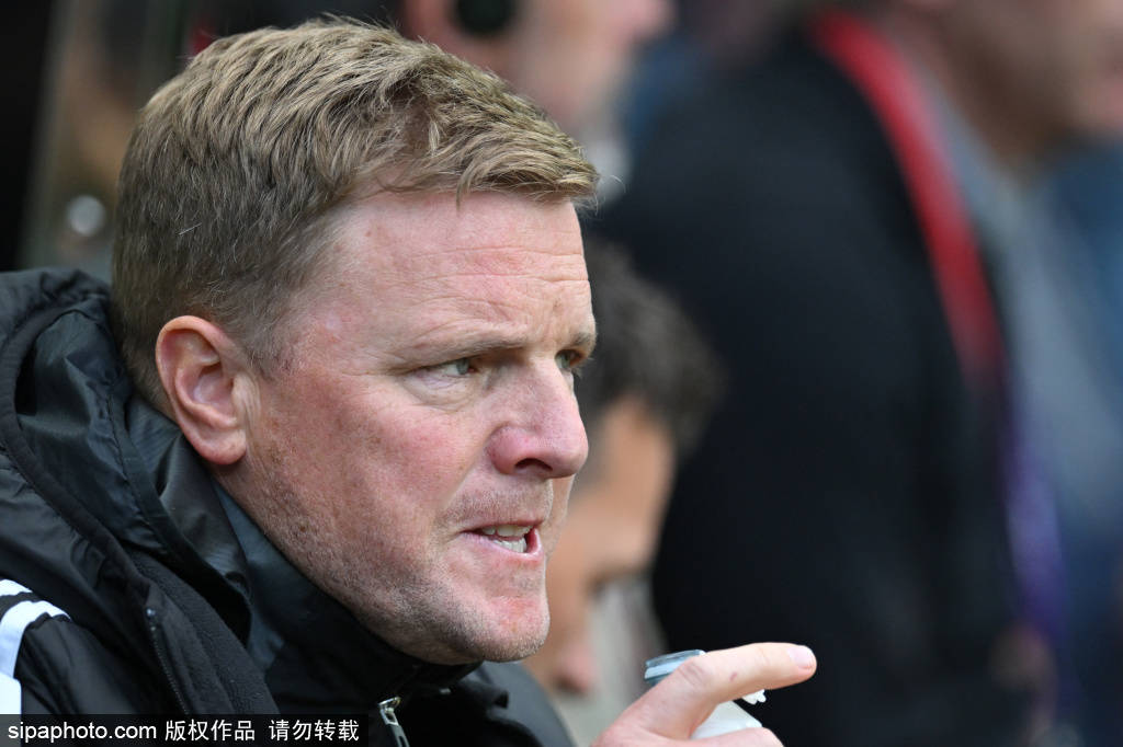 水晶宮主帥格拉斯納談不敵阿森納：沮喪與驕傲的雙重心情:商貿