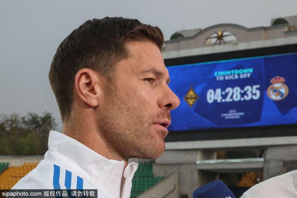 貝林厄姆閃耀國家德比：半場1進球1助攻背后的戰術解析與未來展望:商貿